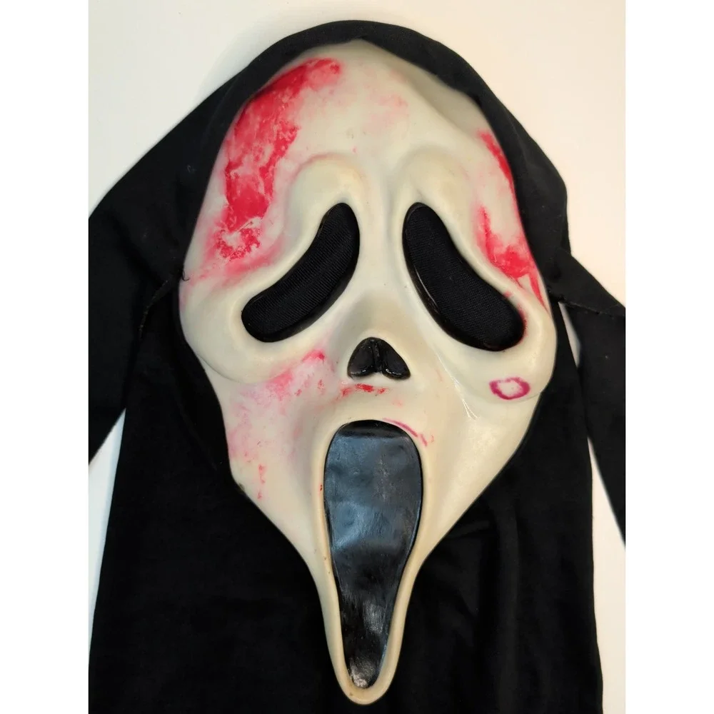 Vintage SCREAM Ghost Face Mask Easter Unlimited Inc w/ Blood Stains